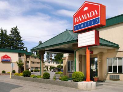 Ramada By Wyndham Hotel Quesnel Kültér fotó